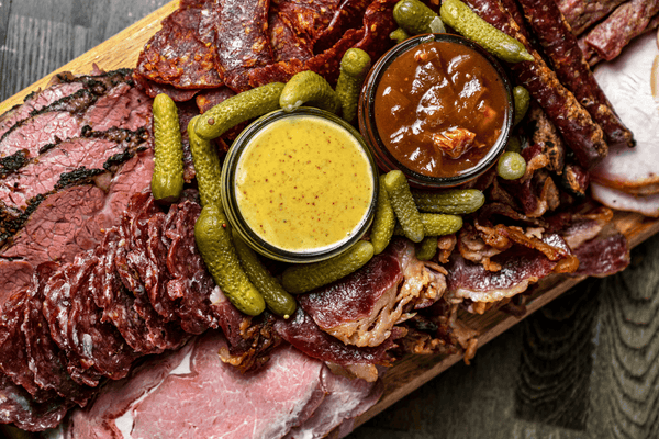 SMOKED MEATS & CHARCUTERIE COMBO BOARD - Graze jerky