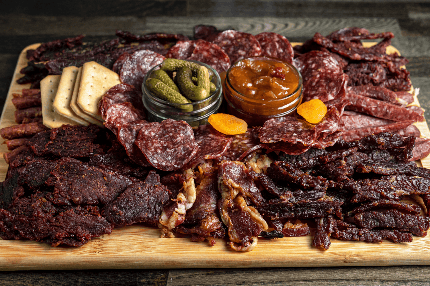 PREMIUM CHARCUTERIE BOARD - Graze jerky