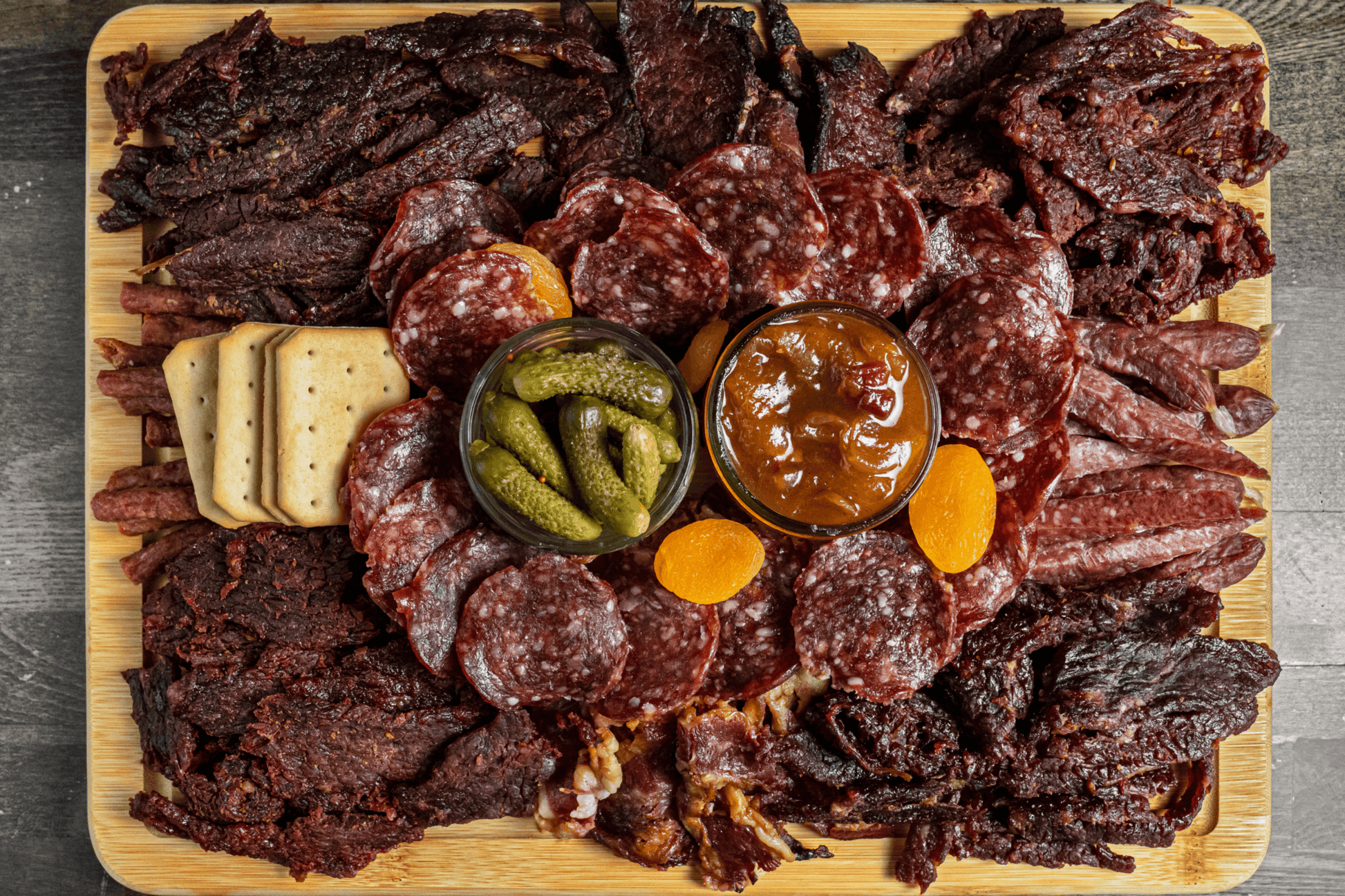 PREMIUM CHARCUTERIE BOARD - Graze jerky